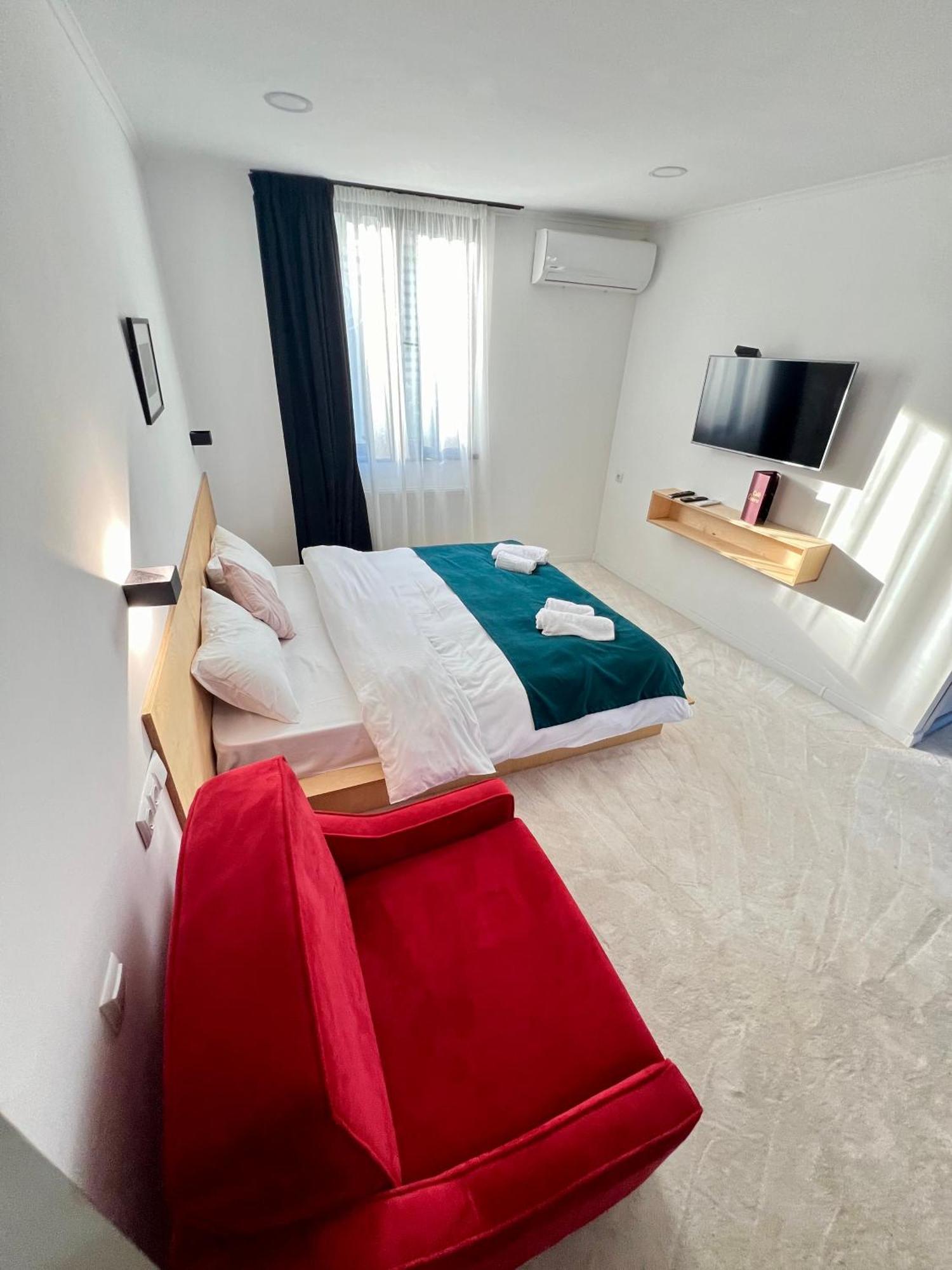 Opera Boutique Hotel Tbilisi Esterno foto
