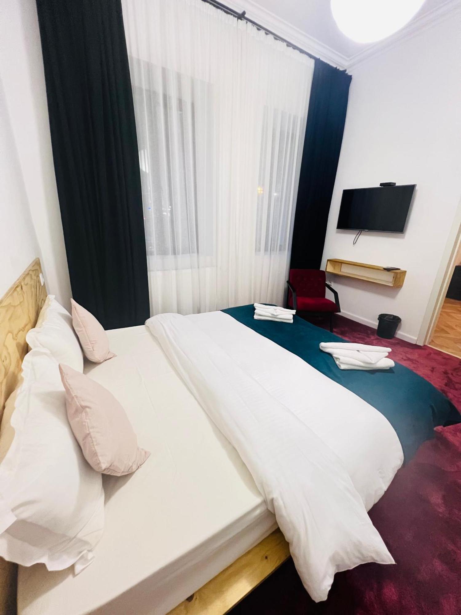 Opera Boutique Hotel Tbilisi Esterno foto